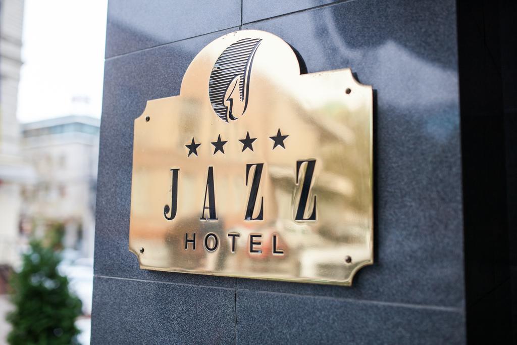 Jazz 4*